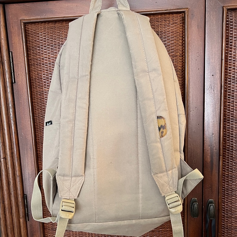Herschel Supply Company Light Khaki Backpack with Patch - Picture 2 of 9